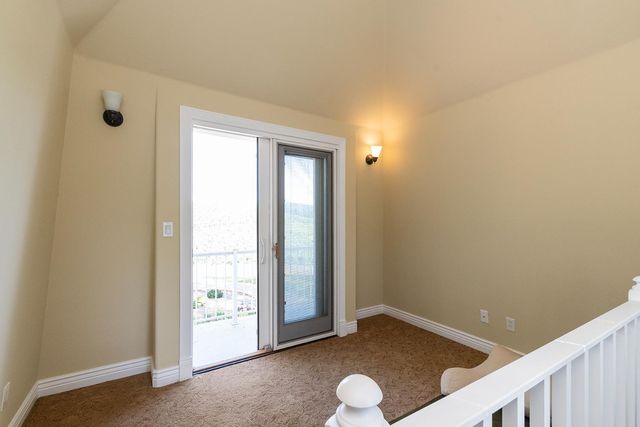 2640 Sky Ranch Ln, Camino, CA 95709