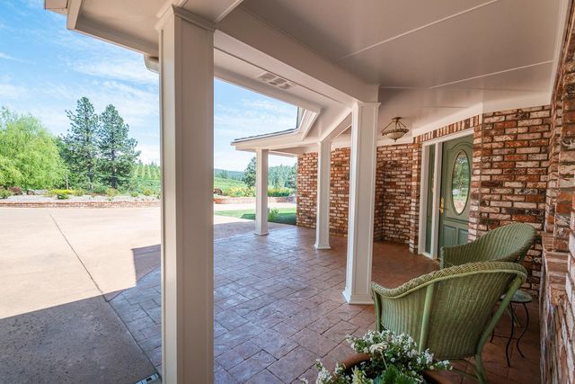 2640 Sky Ranch Ln, Camino, CA 95709