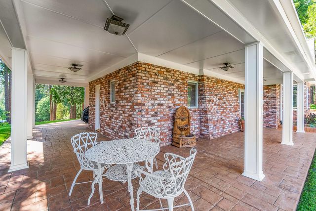 2640 Sky Ranch Ln, Camino, CA 95709