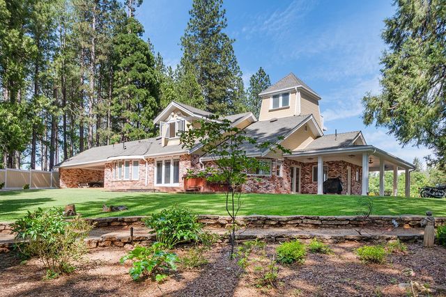 2640 Sky Ranch Ln, Camino, CA 95709