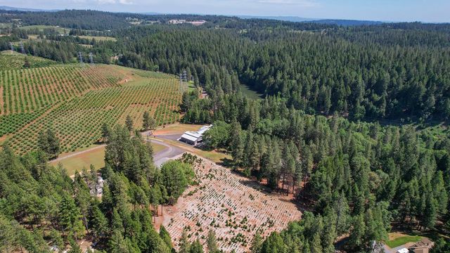 2640 Sky Ranch Ln, Camino, CA 95709