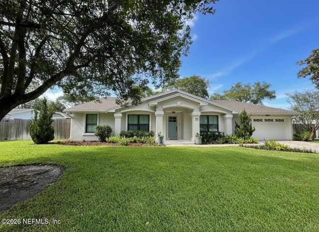 19 FAIRWAY Lane, Jacksonville Beach, FL 32250