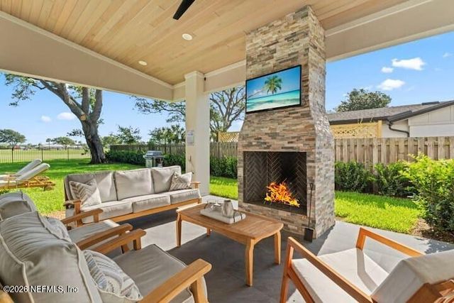 19 FAIRWAY Lane, Jacksonville Beach, FL 32250
