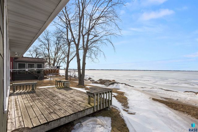 148 N Lake Dr Drive, Watertown, SD 57201