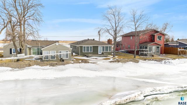148 N Lake Dr Drive, Watertown, SD 57201