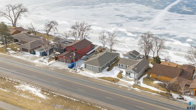 148 N Lake Dr Drive, Watertown, SD 57201