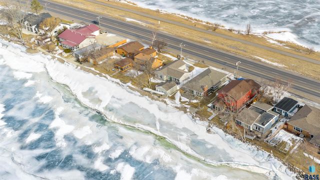 148 N Lake Dr Drive, Watertown, SD 57201