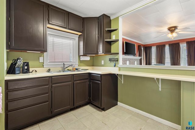 148 N Lake Dr Drive, Watertown, SD 57201