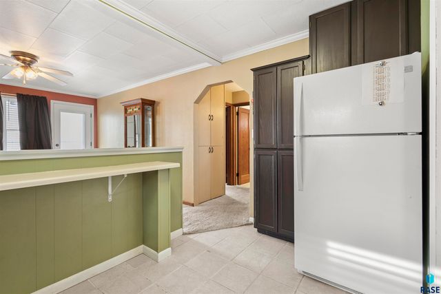 148 N Lake Dr Drive, Watertown, SD 57201