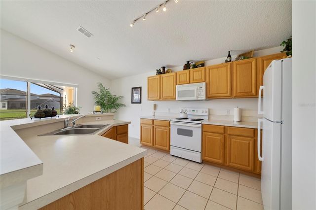 4765 CUMBRIAN LAKES DRIVE, Kissimmee, FL 34746