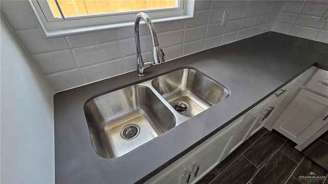 2908 Links Drive, Edinburg, TX 78542