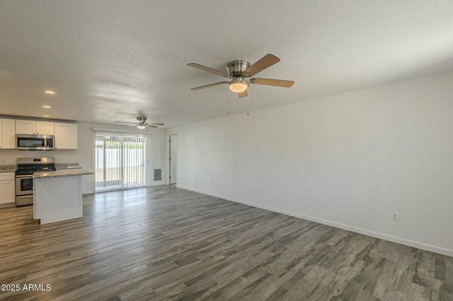 3650 E Eugie Avenue, Phoenix, AZ 85032