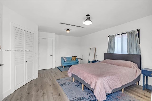 8773 SW 36th St, Miami, FL 33165