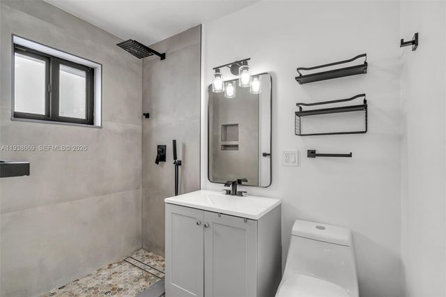 8773 SW 36th St, Miami, FL 33165