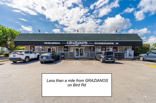 8773 SW 36th St, Miami, FL 33165