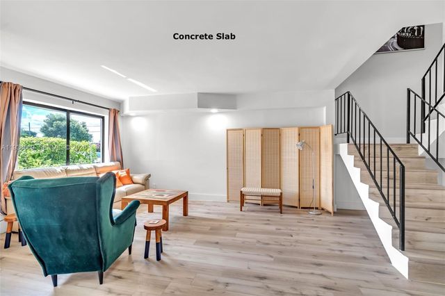 8773 SW 36th St, Miami, FL 33165