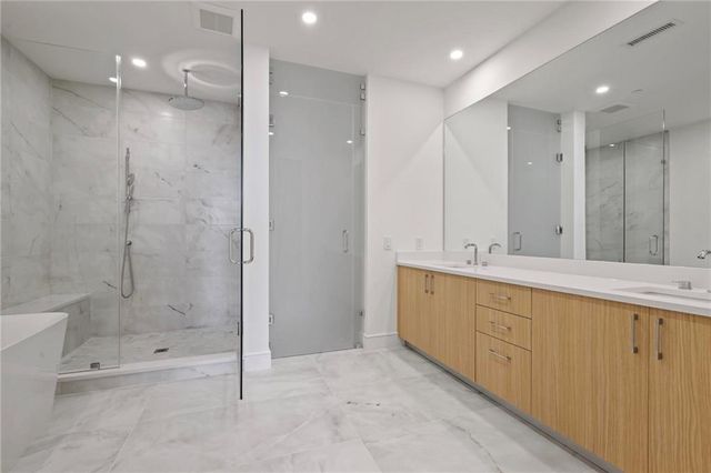2425 Peachtree Road 1402, Atlanta, GA 30309