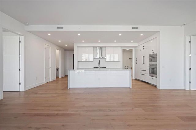 2425 Peachtree Road 1402, Atlanta, GA 30309