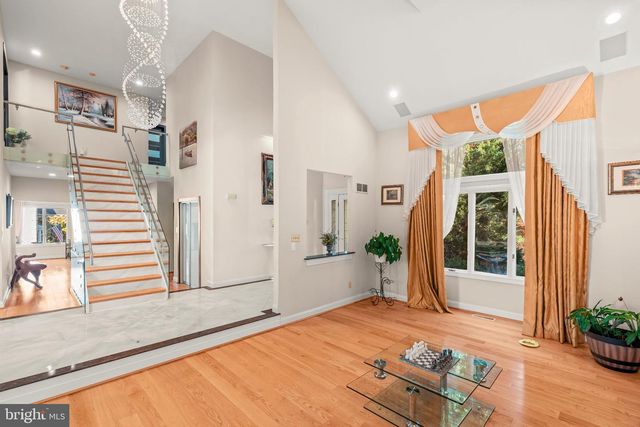 23 YALE DR, Richboro, PA 18954