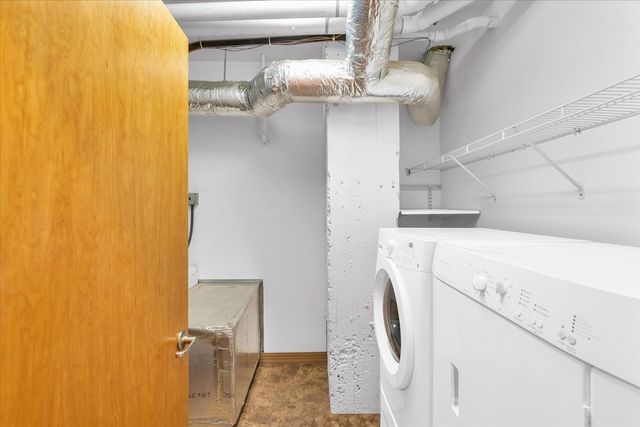 5 E Columbia Avenue 5, Champaign, IL 61820