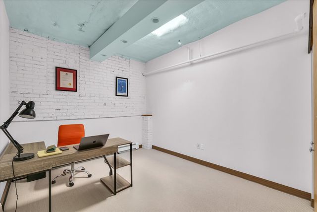 5 E Columbia Avenue 5, Champaign, IL 61820