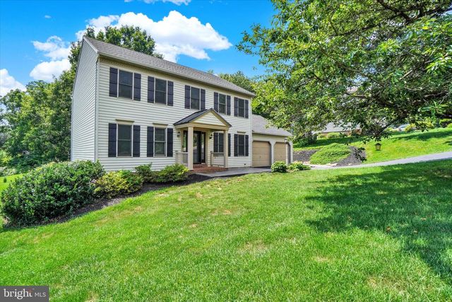 504 EL DORADO DR, Red Lion, PA 17356