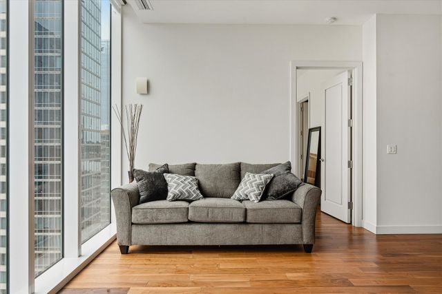 160 2nd Ave S Apt 1504, Nashville, TN 37201