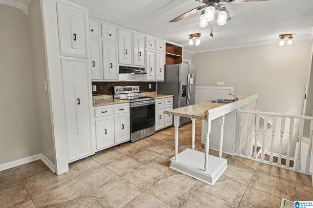 1424 HIGHPOINT TERRACE, Birmingham, AL 35235