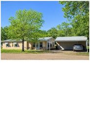 533 County Road 1627, Clifton, TX 76634
