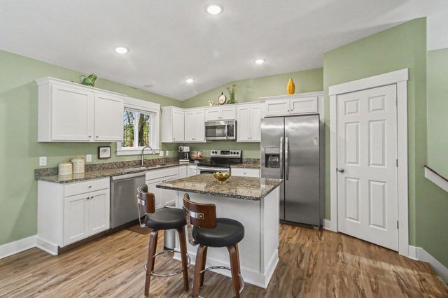 1671 Pineland Path, Allegan, MI 49010