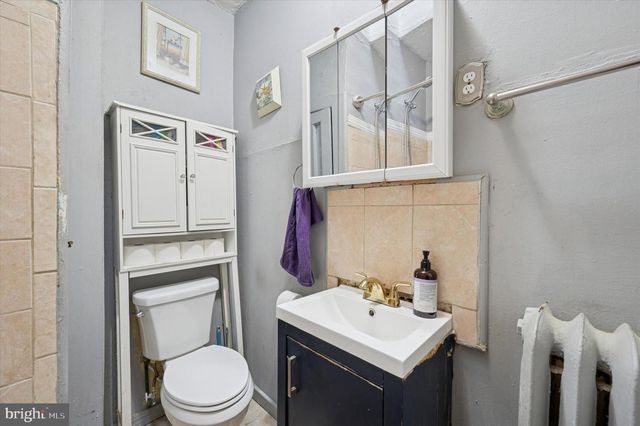 112 E ALBANUS ST, Philadelphia, PA 19120