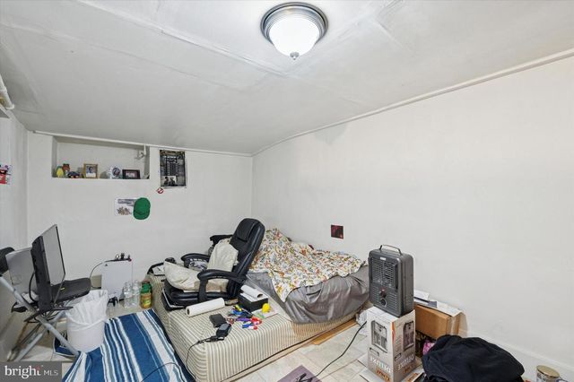 112 E ALBANUS ST, Philadelphia, PA 19120