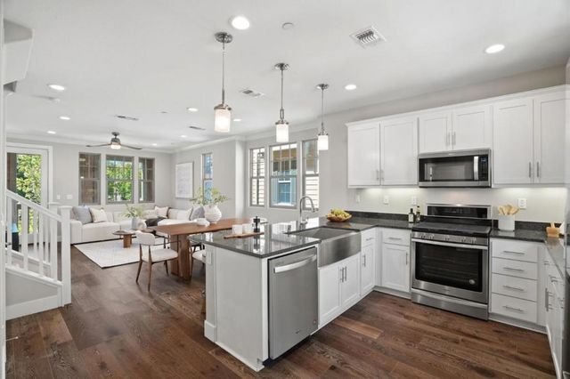 3102 Pyramid Way, Mountain View, CA 94043