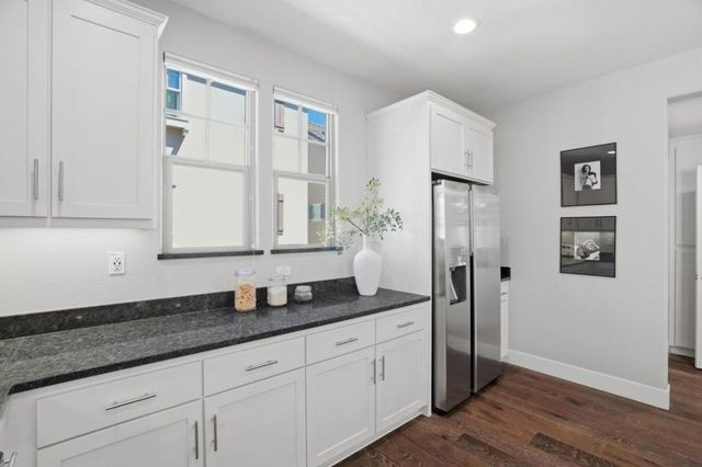 3102 Pyramid Way, Mountain View, CA 94043