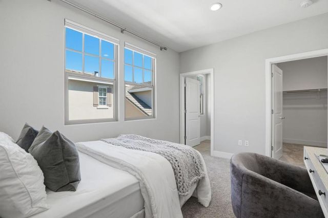 3102 Pyramid Way, Mountain View, CA 94043