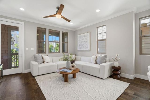 3102 Pyramid Way, Mountain View, CA 94043