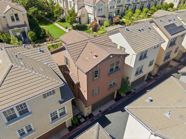 3102 Pyramid Way, Mountain View, CA 94043