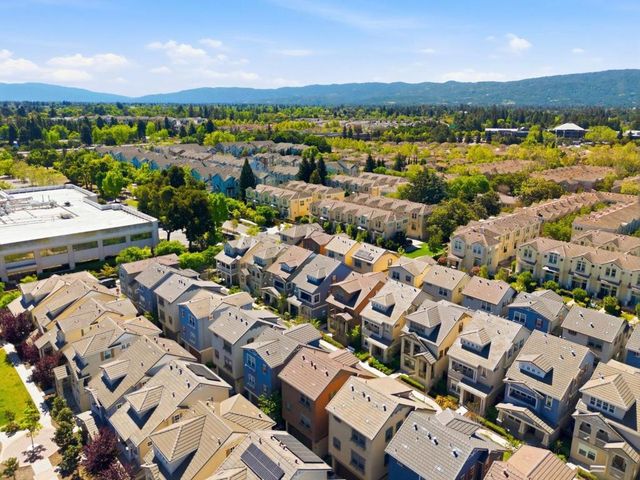 3102 Pyramid Way, Mountain View, CA 94043