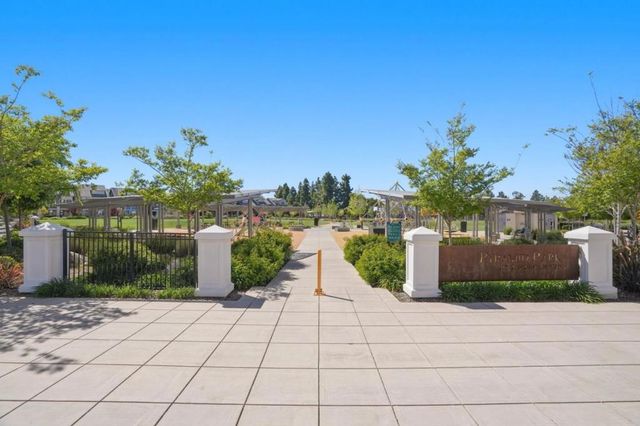 3102 Pyramid Way, Mountain View, CA 94043