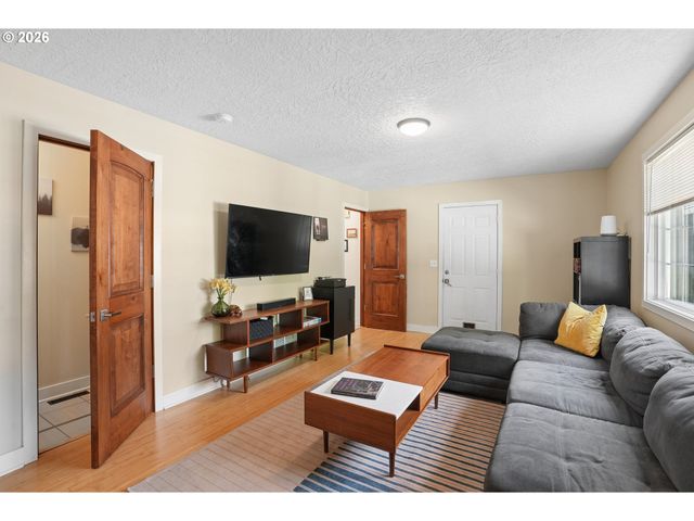 4343 Se FRANCIS St, Portland, OR 97206