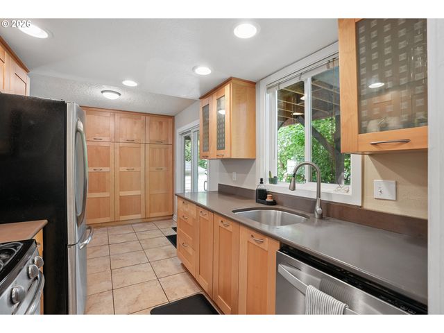 4343 Se FRANCIS St, Portland, OR 97206