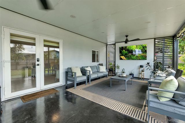 4621 Johnson St, Hollywood, FL 33021