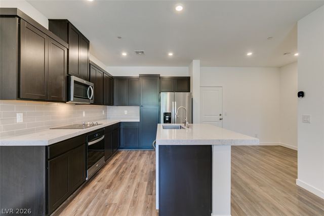 218 Krameria Avenue, Henderson, NV 89011