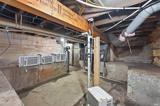 12109 Water Street, Harlan, IN 46743