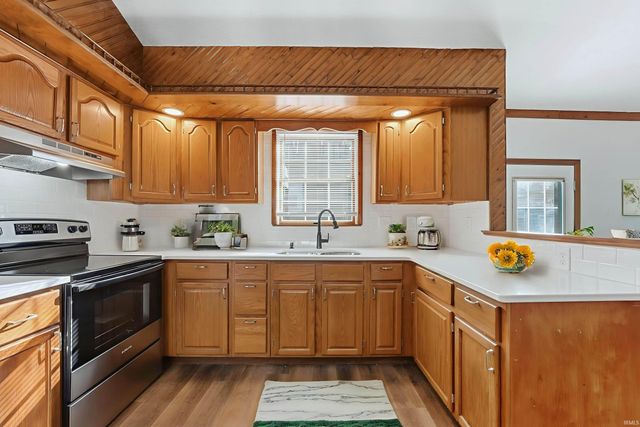 12109 Water Street, Harlan, IN 46743