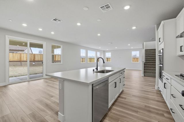 253 Rafters Ct, Lincoln, CA 95648