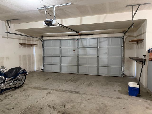 2764 Holt Avenue, Sanger, CA 93657