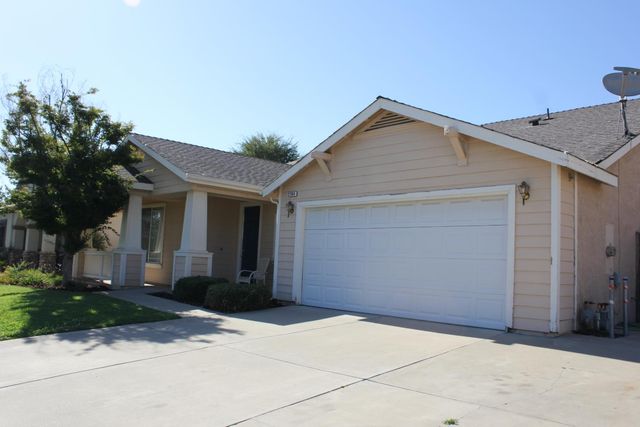 2764 Holt Avenue, Sanger, CA 93657