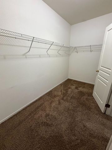 2764 Holt Avenue, Sanger, CA 93657