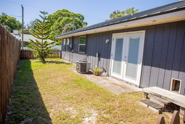 6095 7th Street, Vero Beach, FL 32968
